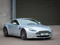 ASTON MARTIN VANTAGE
